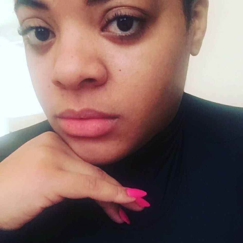 Meet your Posher, April